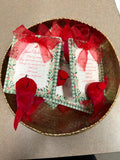 Cardinal clip on card - Christmas