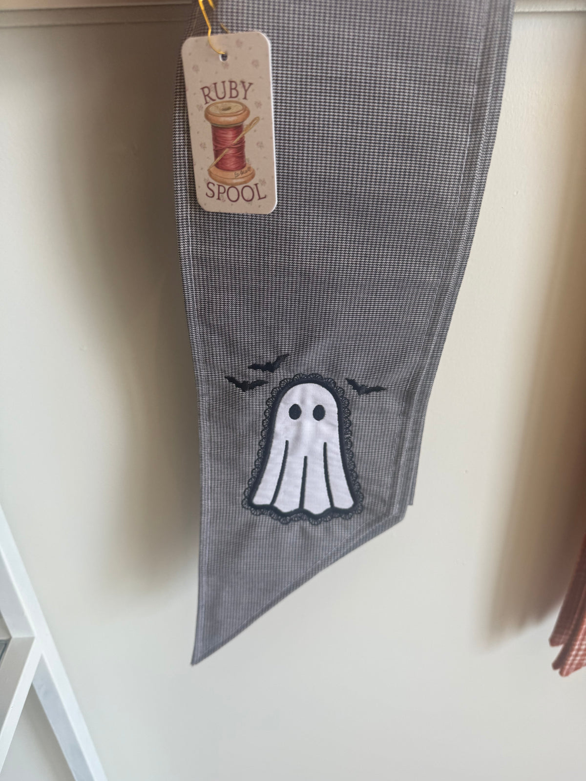 Ghost Houndstooth Embroidered Wreath Sash