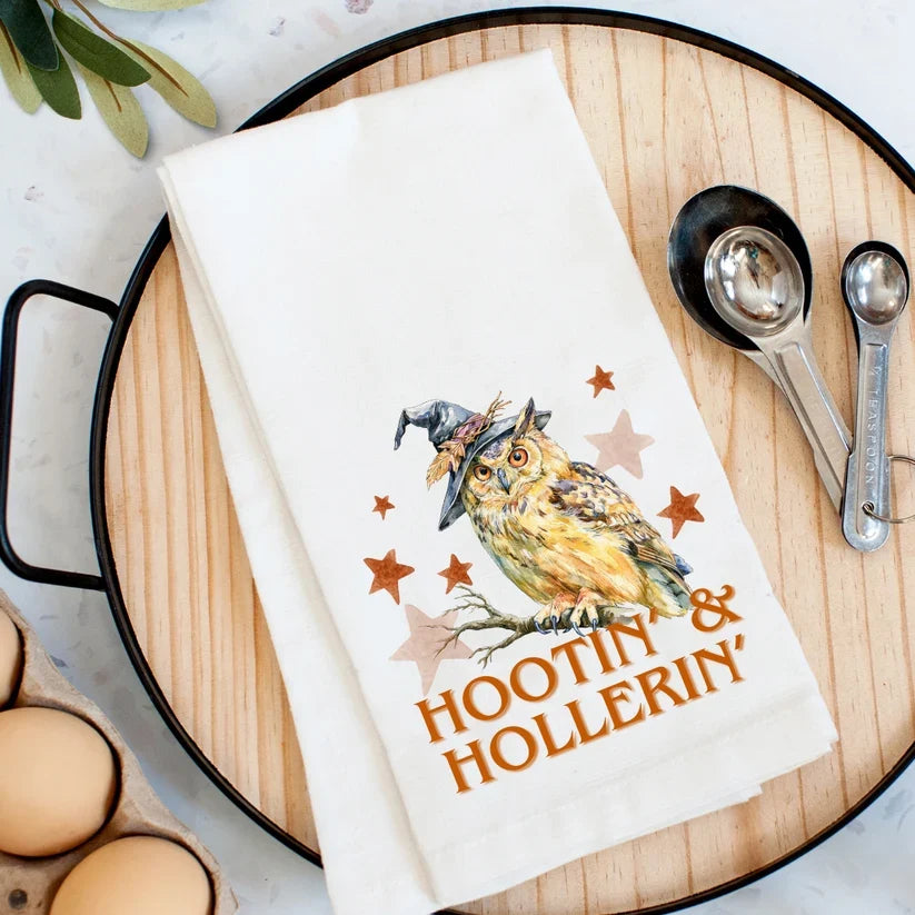 Hootin & Hollerin'