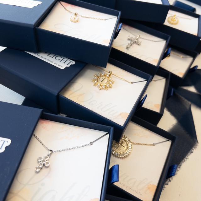 L+L Necklace, Peace